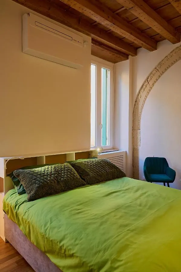 Dimora San Vitale - In The Heart Of Verona Italy